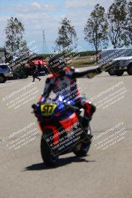 media/May-29-2022-Lets Ride (Sun) [[e8986be515]]/Around the Pits/